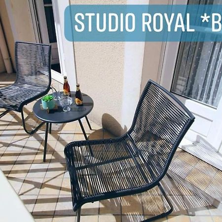 Studio Royal By Beds4Wanderlust - Place Du Marche Avec Parking Prive Fontainebleau Buitenkant foto