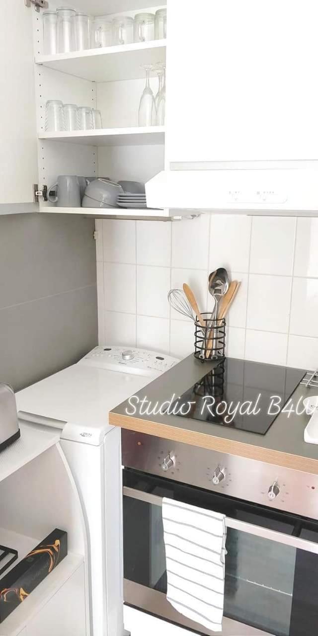 Studio Royal By Beds4Wanderlust - Place Du Marche Avec Parking Prive Fontainebleau Kamer foto