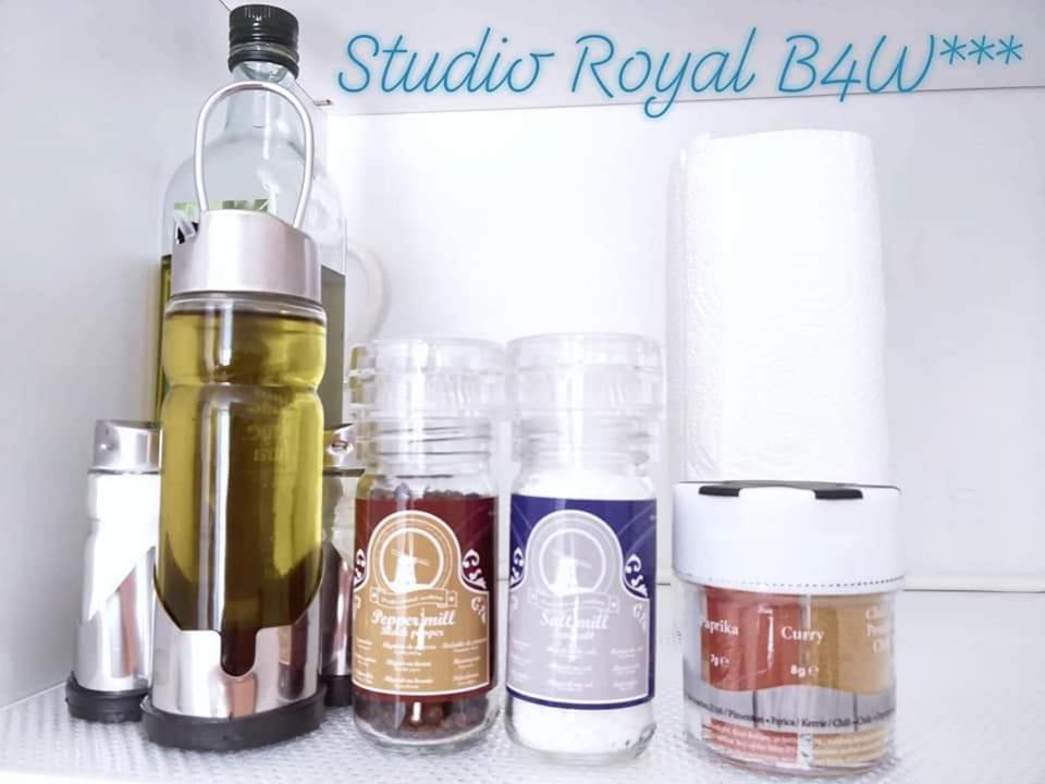 Studio Royal By Beds4Wanderlust - Place Du Marche Avec Parking Prive Fontainebleau Kamer foto