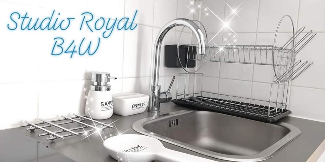 Studio Royal By Beds4Wanderlust - Place Du Marche Avec Parking Prive Fontainebleau Kamer foto