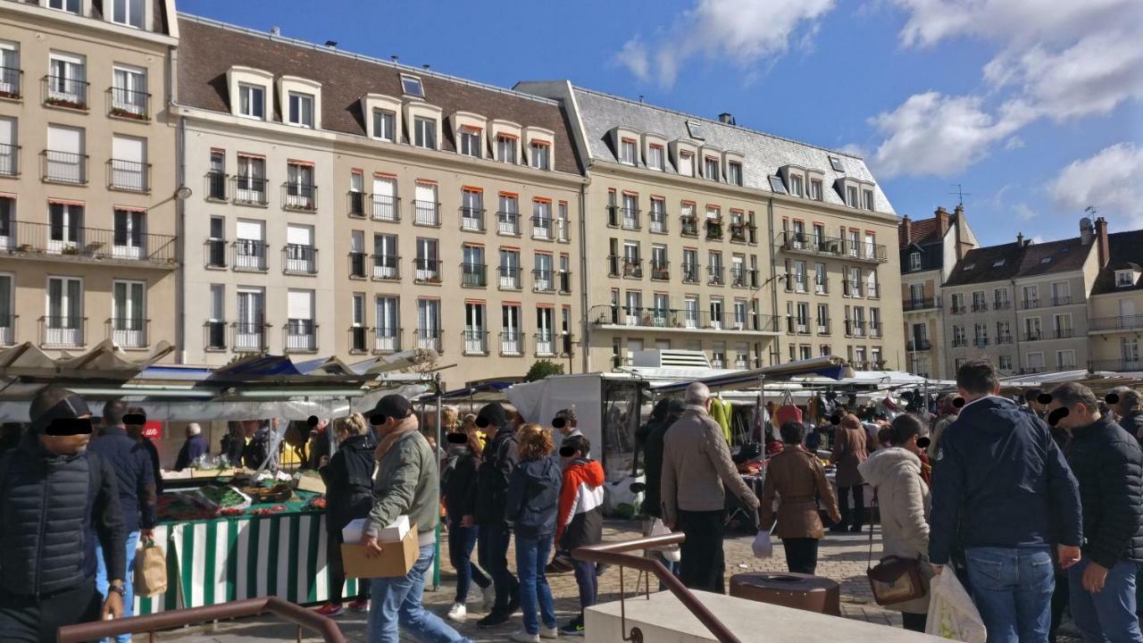 Studio Royal By Beds4Wanderlust - Place Du Marche Avec Parking Prive Fontainebleau Buitenkant foto
