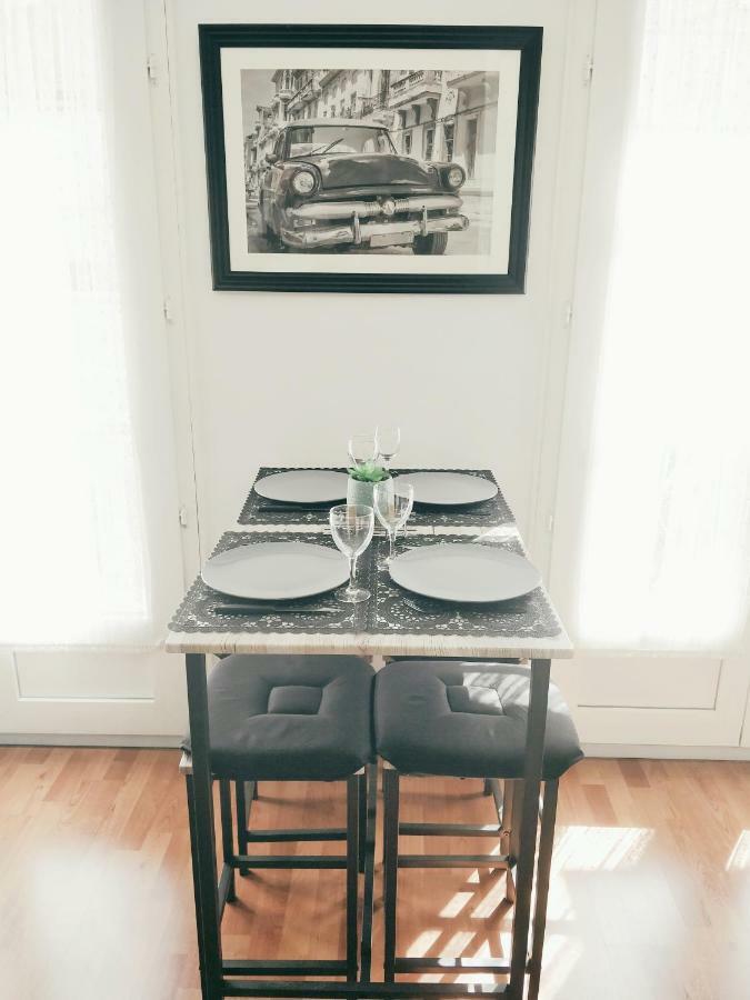Studio Royal By Beds4Wanderlust - Place Du Marche Avec Parking Prive Fontainebleau Buitenkant foto